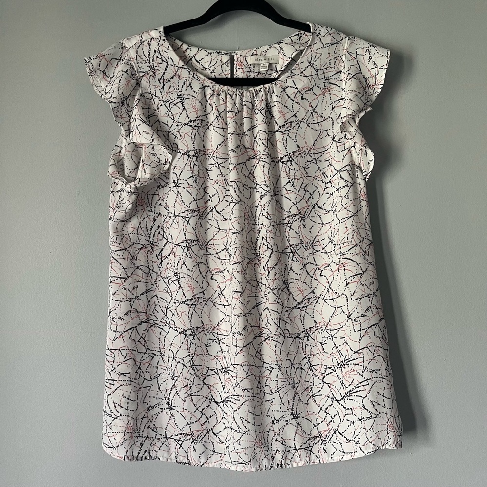Alex and Lili women’s white with black and pink design Top size M EUC - 💸 SALE